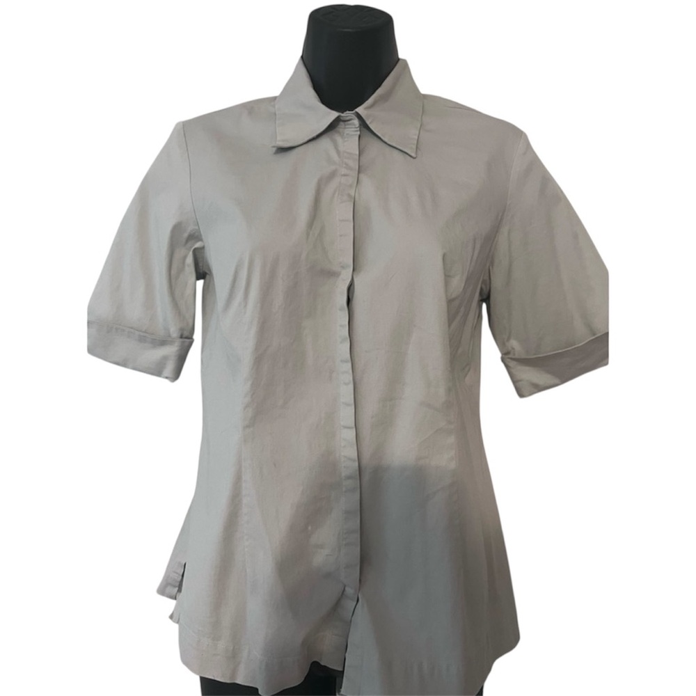 Light grey short sleeve button up shirt from Banana Republic.